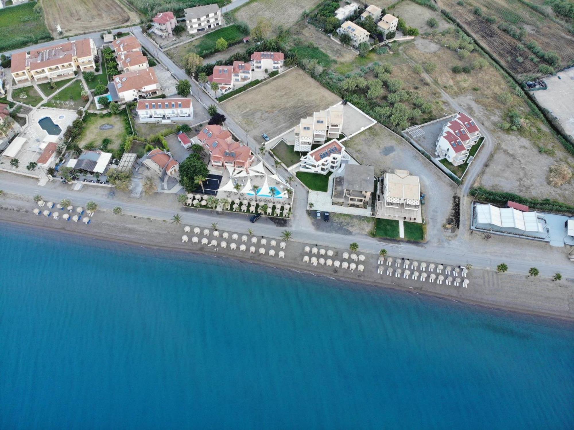 Ostraco Suite 2 Nafpaktos エクステリア 写真